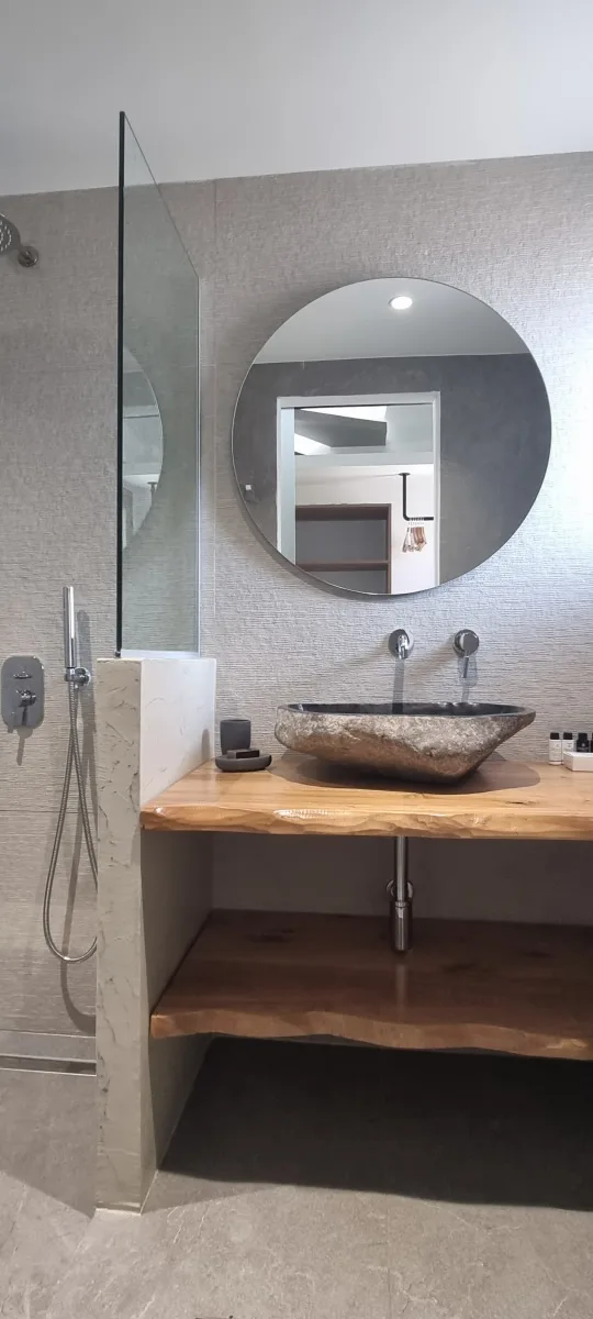 Deluxe Suite room